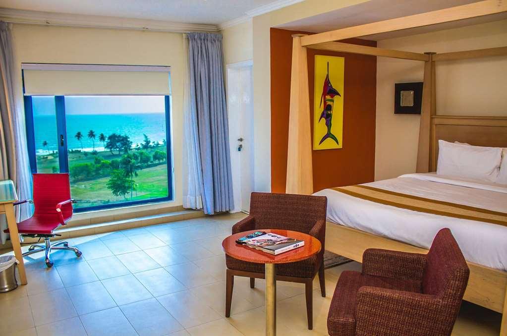 Best Western Plus Serene Atlantic Hotel Sekondi-Takoradi Номер фото
