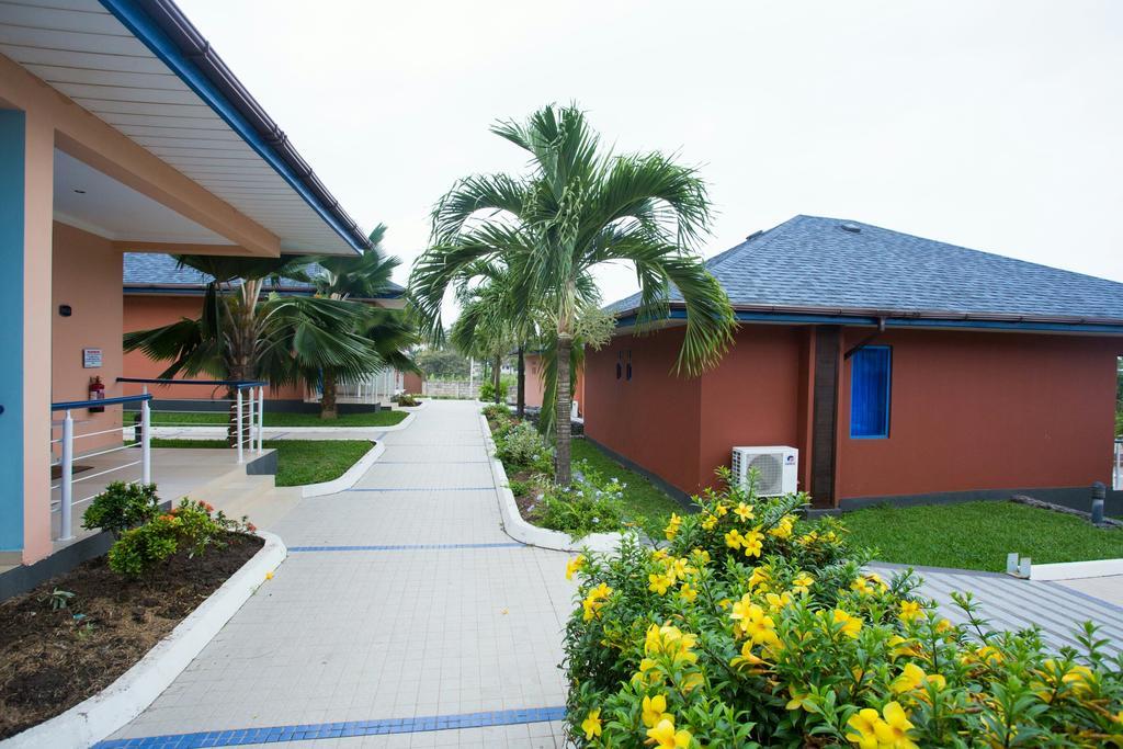 Best Western Plus Serene Atlantic Hotel Sekondi-Takoradi Экстерьер фото
