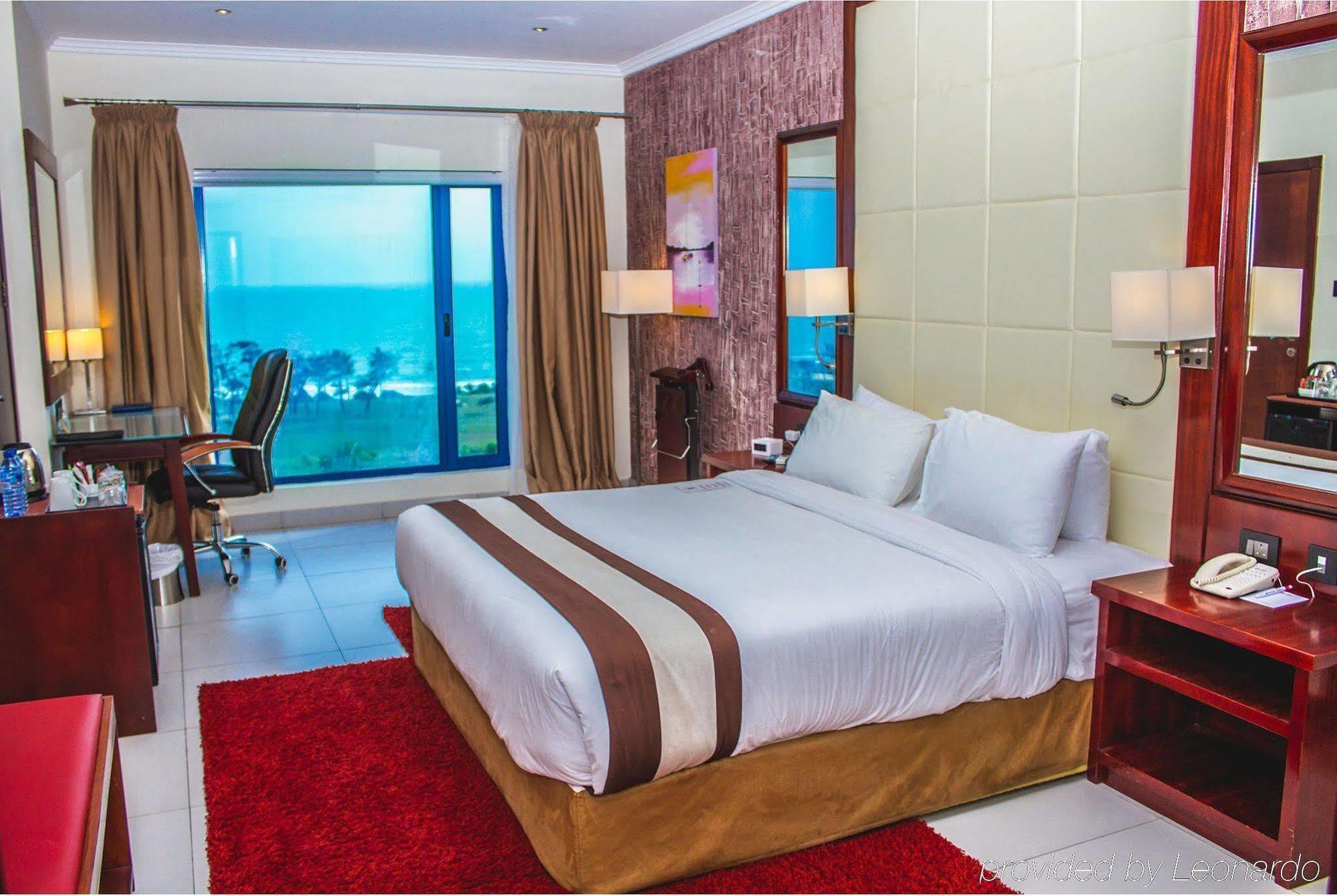 Best Western Plus Serene Atlantic Hotel Sekondi-Takoradi Экстерьер фото