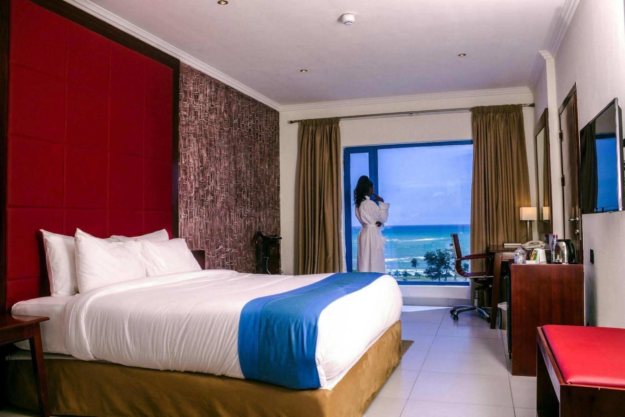 Best Western Plus Serene Atlantic Hotel Sekondi-Takoradi Экстерьер фото