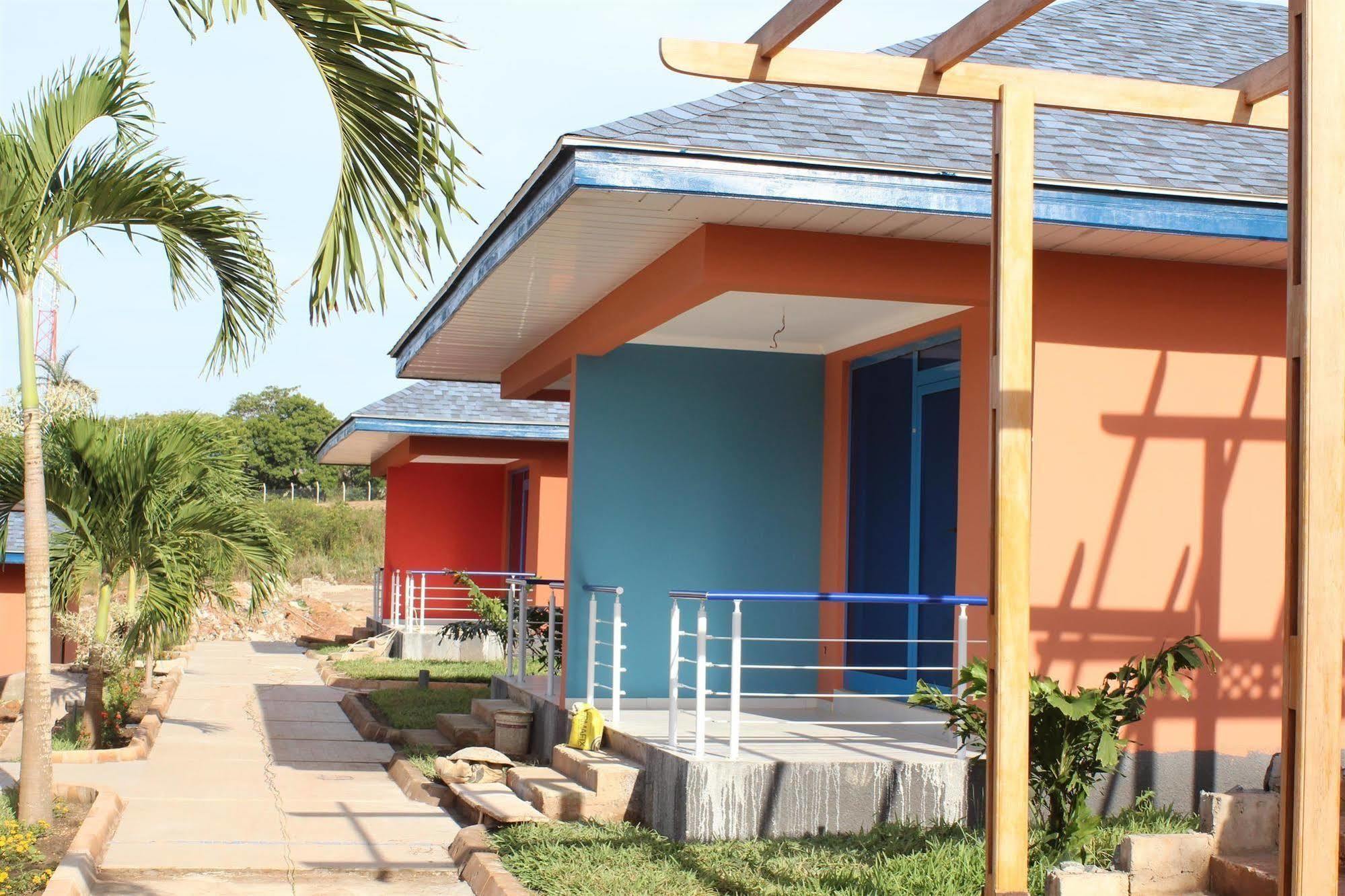 Best Western Plus Serene Atlantic Hotel Sekondi-Takoradi Экстерьер фото
